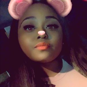 Meet your Posher, Sade